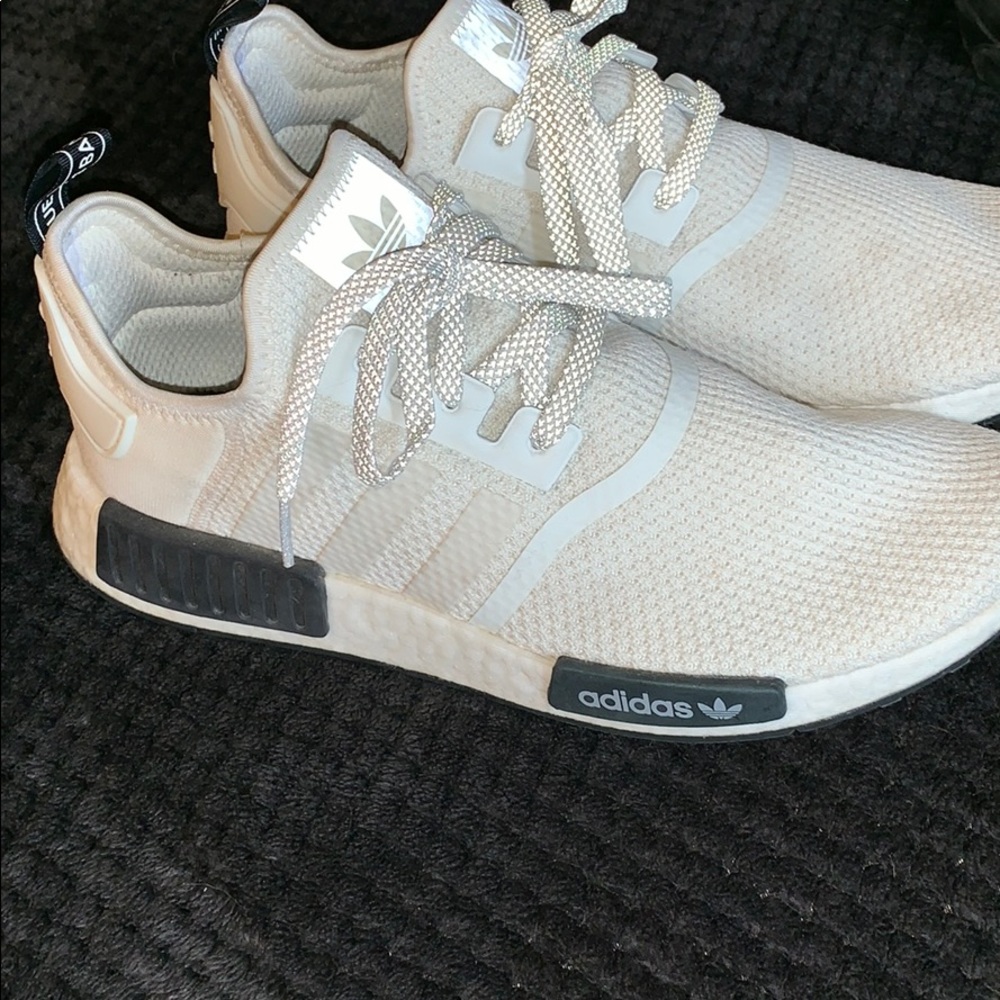 Shoes - Picture 5 of 5